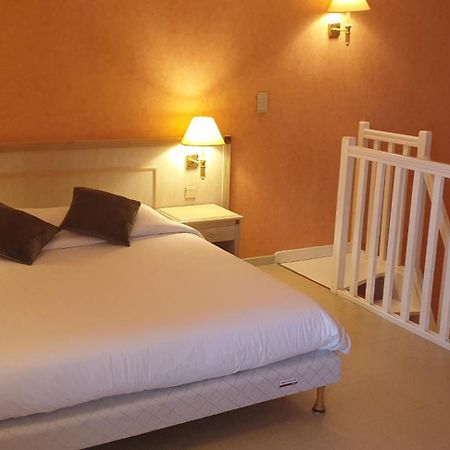 Logis L'Auberge Bourbonnaise Saint-Yorre Kültér fotó