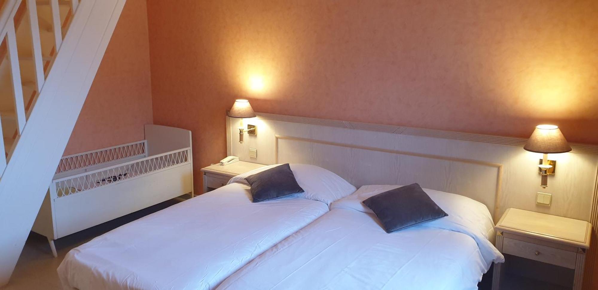 Logis L'Auberge Bourbonnaise Saint-Yorre Kültér fotó