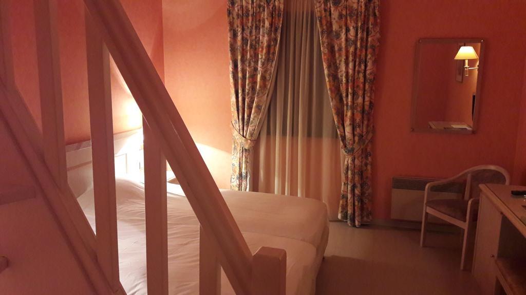 Logis L'Auberge Bourbonnaise Saint-Yorre Kültér fotó